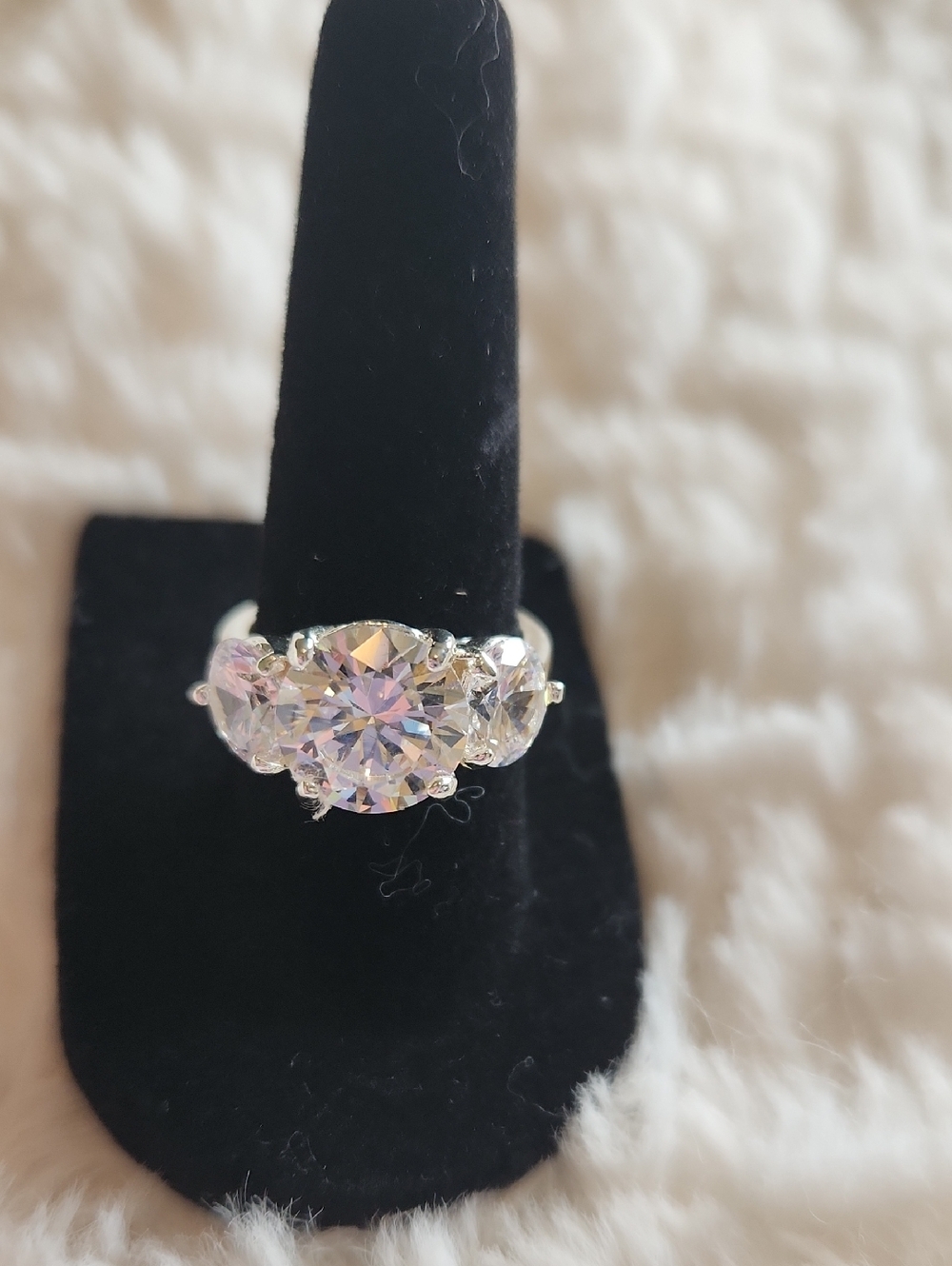 Stunning NWOT CZ Silver Engagement Ring timeless And Beatiful Women's Ring